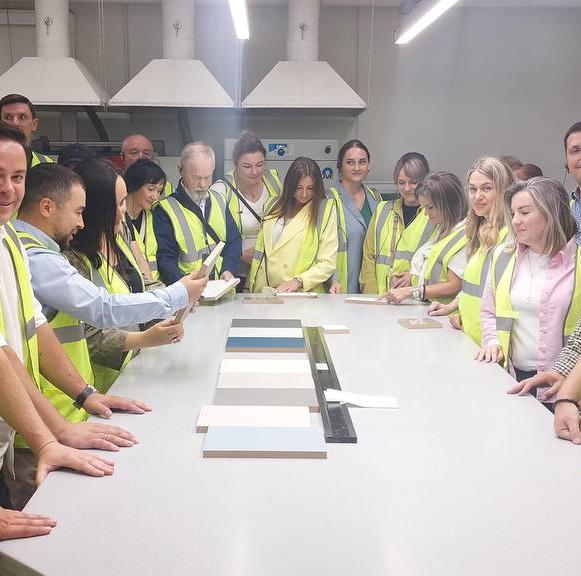 Встреча с партнёрами на заводе Kastamonu Встреча с партнёрами на заводе Kastamonu