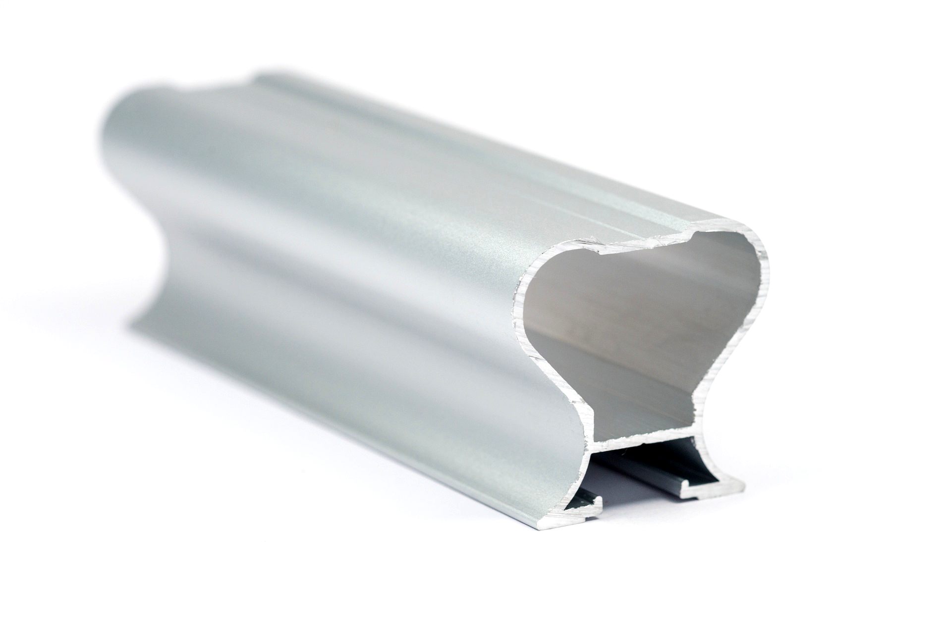 Вертикальная рамка закрытая серебро 5,5м Вертикальная рамка закрытая серебро 5,5м