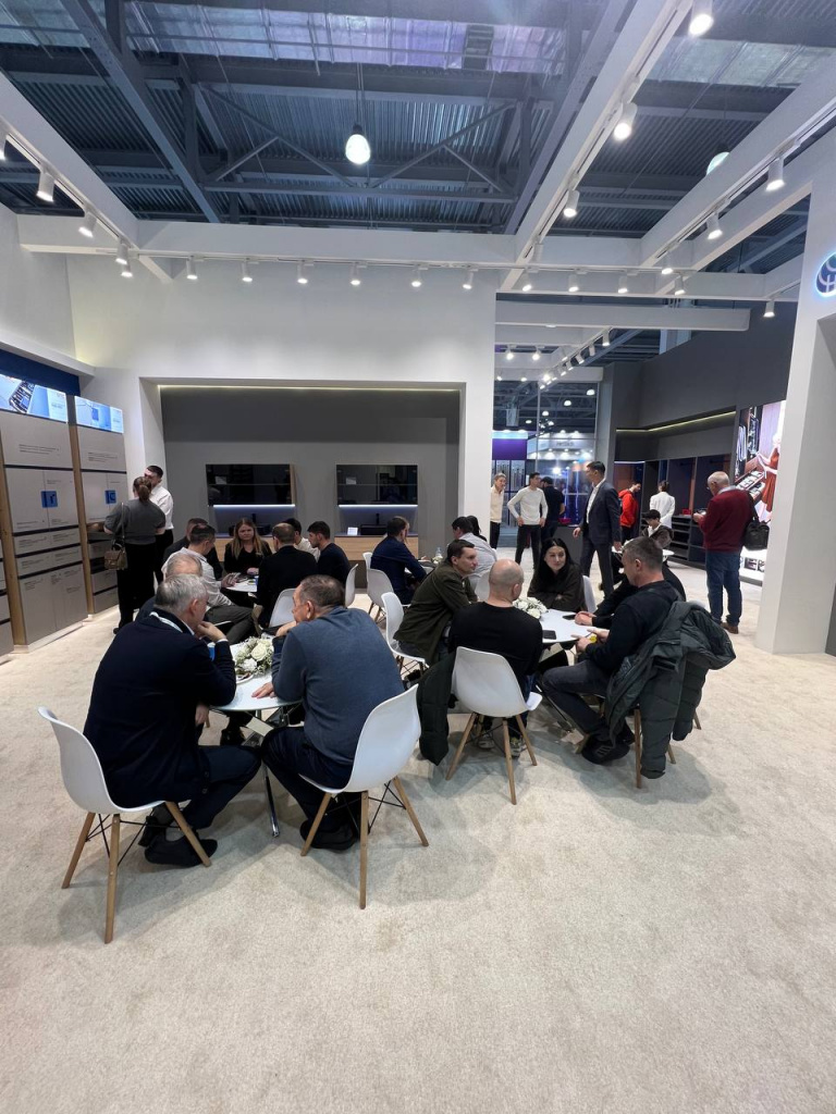 2025-11-26 12.16.36.jpg 2025-11-26 12.16.36.jpg